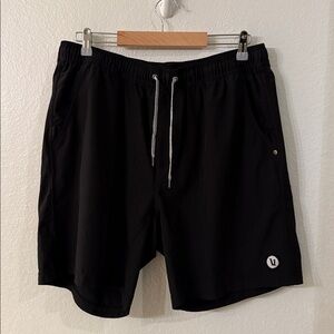 Vuori Men's Shorts Size XXL